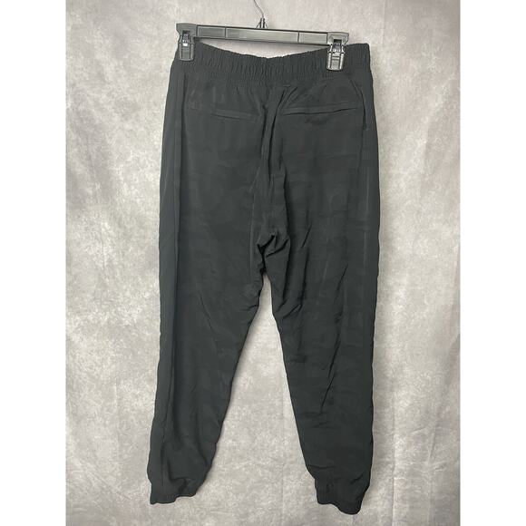 Athleta Women's Size 6 Brooklyn Textured Lined Jogger Pant Black Camo Print - Picture 5 of 7